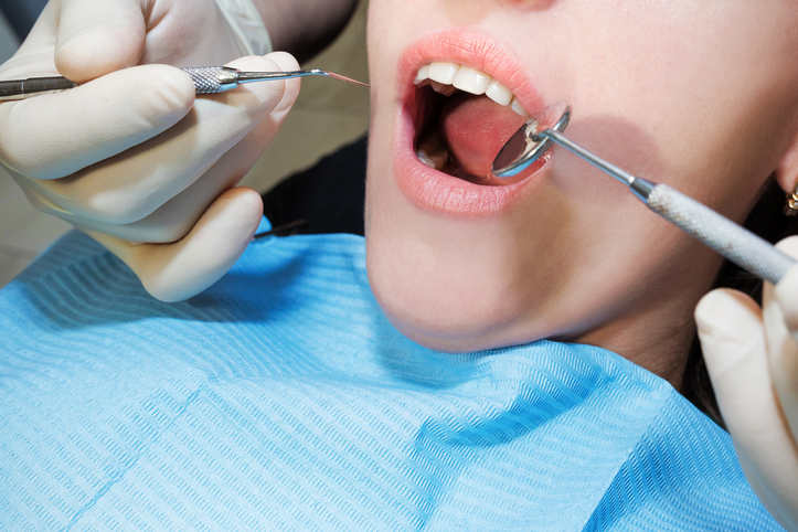 Exploración previa a una cirugía periodontal